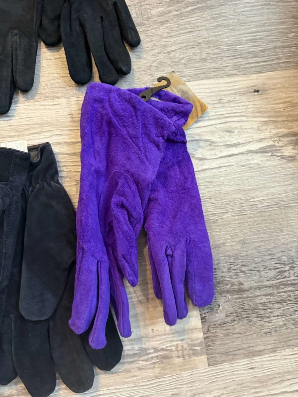 15 Pairs Vintage Women’s Gloves Lot NEW NOS Leather Suede Isotoner Fur Trim